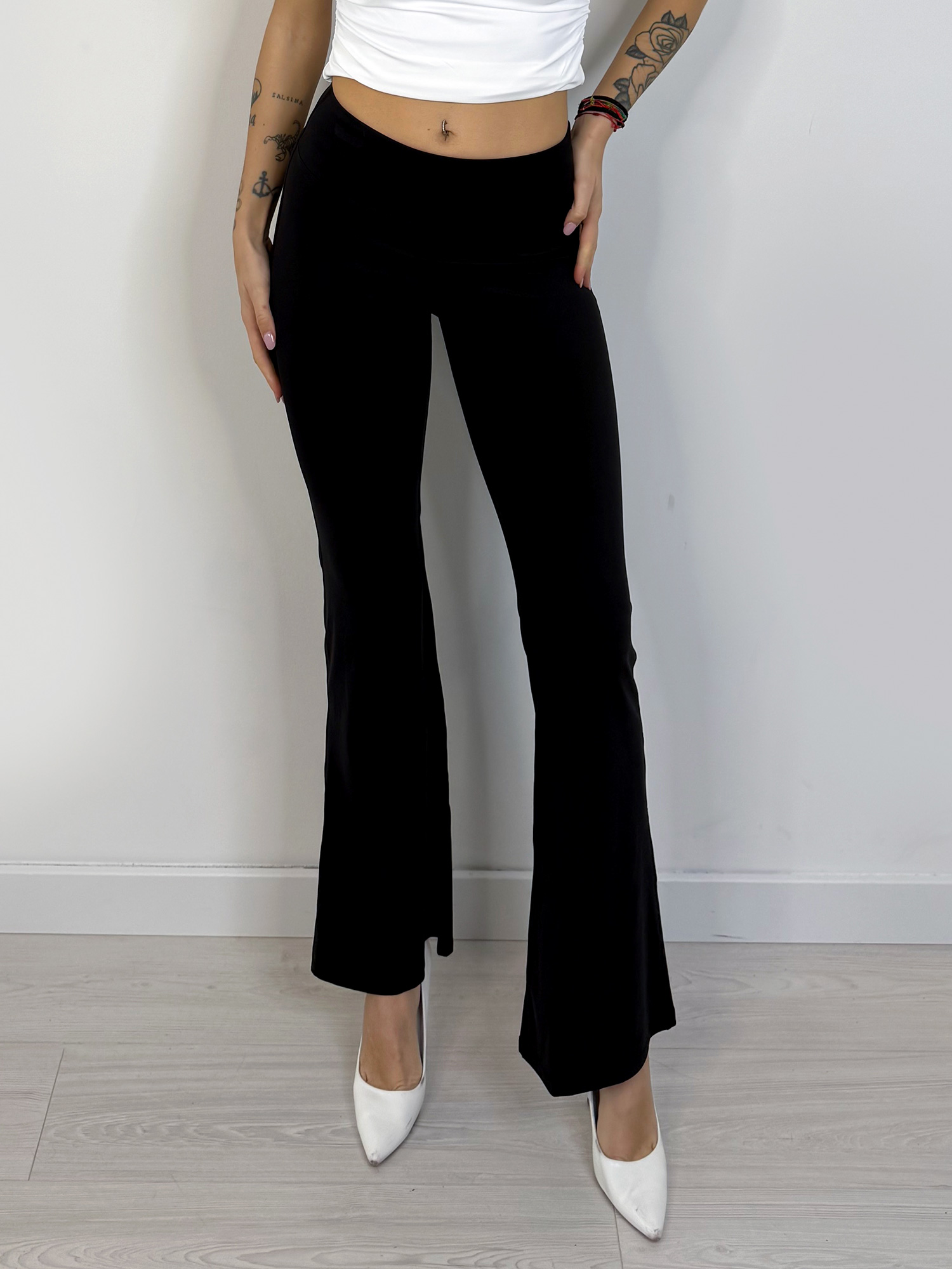 Pantaloni a Zampa Vita Alta